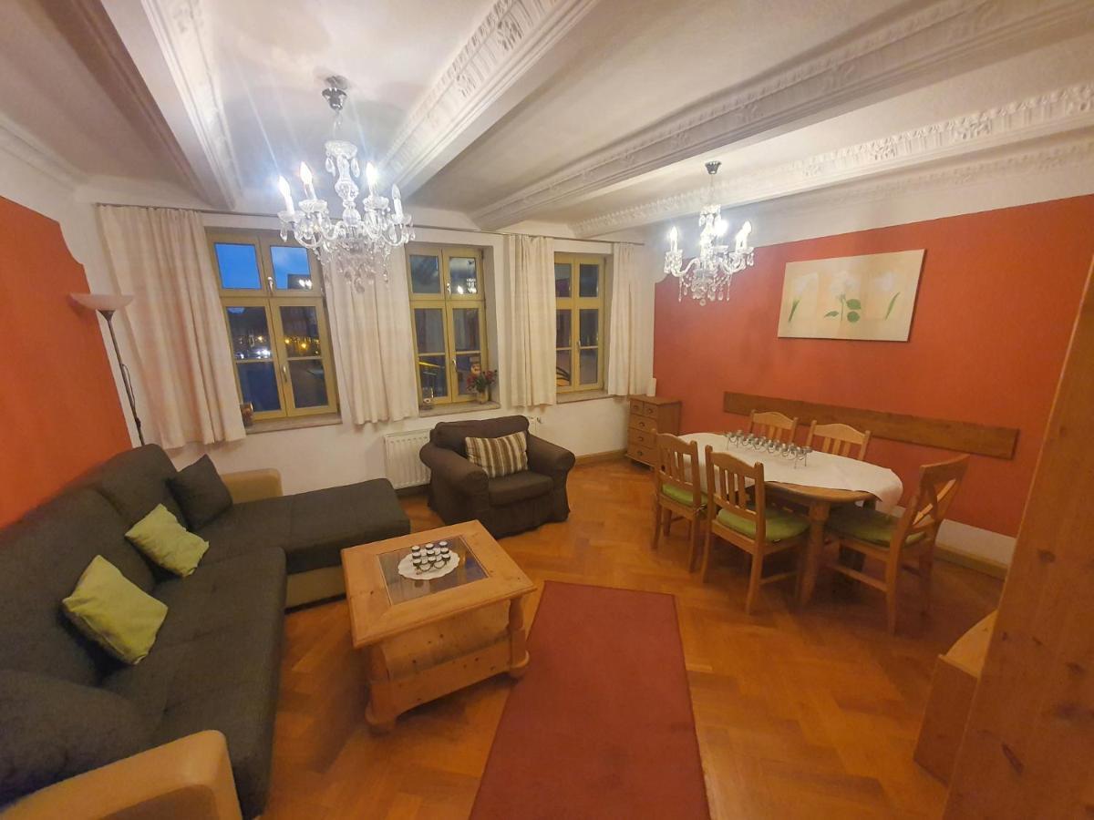 Hotel Zur Goldenen Sonne Кведлінбург Екстер'єр фото